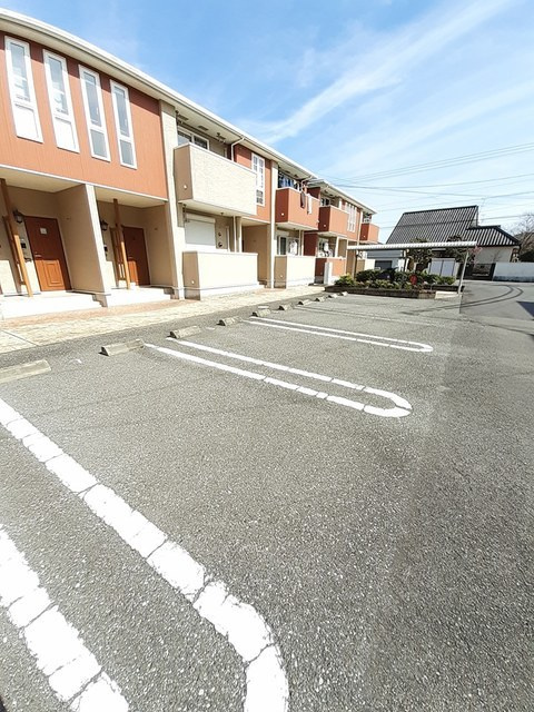 メゾンブローテ　Ｂの駐車場|駐車場