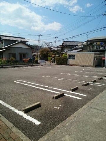プレミール　ヴィラ　Ｂの駐車場|駐車場