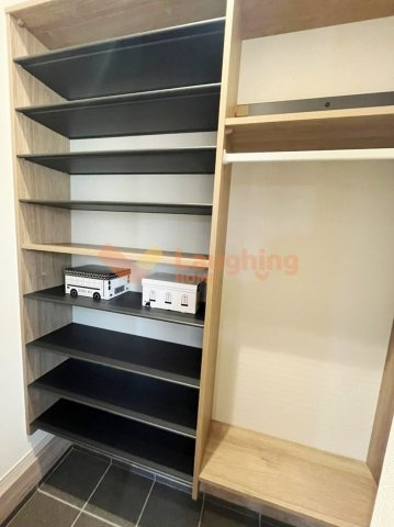 梅満町平屋戸建の玄関