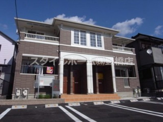 プランタンの外観|落ち着いた雰囲気の外観です