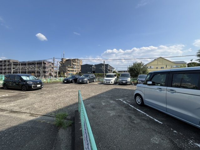 日進町住宅2号棟の駐車場|駐車場（空き有、7,000円/月）