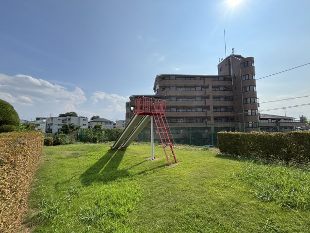 日進町住宅2号棟のその他|敷地内公園