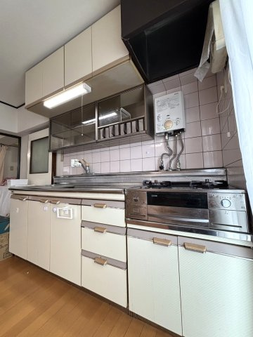 日進町住宅2号棟のキッチン|キッチン
