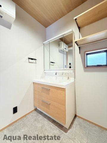 オール電化デザイナーズハウス高松市元山町⑰の独立洗面台