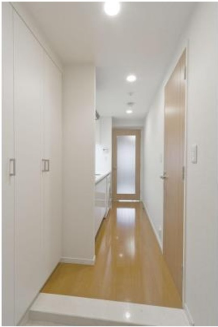 パークアクシス浜松町の玄関