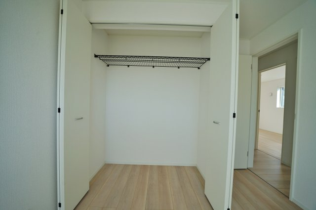 【横浜市瀬谷区二ツ橋町543-5全3棟新築戸建て】★仲介手数料無料★（二ツ橋小学校・東野中学校）の収納