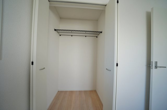 【横浜市瀬谷区二ツ橋町543-5全3棟新築戸建て】★仲介手数料無料★（二ツ橋小学校・東野中学校）の収納
