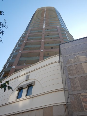 セントラルレジデンス新宿シティタワーの外観