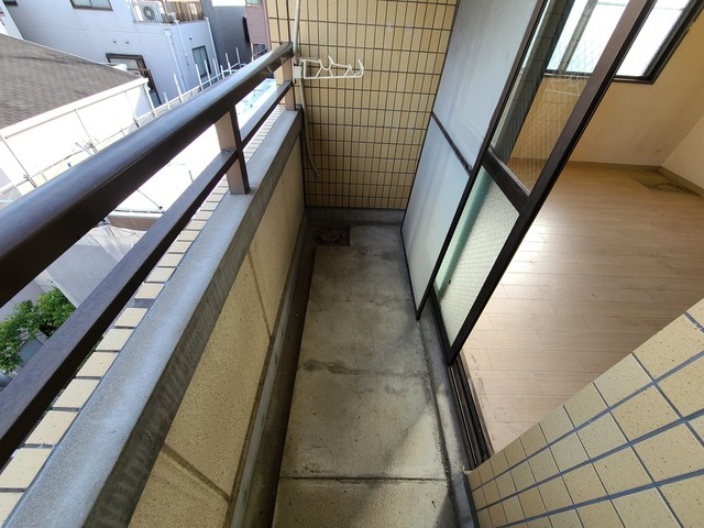 【バルコニー】 | 十分な広さのバルコニーです