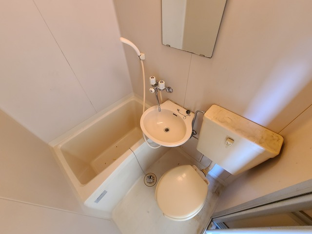 【浴室】 | 湯船につかりしっかり疲れをいやして下さい