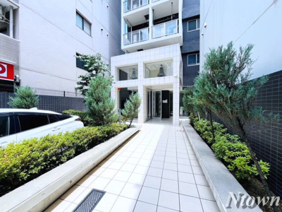 【エントランス】 | エステムプラザ名古屋栄プレミアム | 清潔なエントランスです