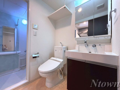 【洗面所】 | エステムプラザ名古屋栄プレミアム | 忙しい朝には欠かせない洗面所です