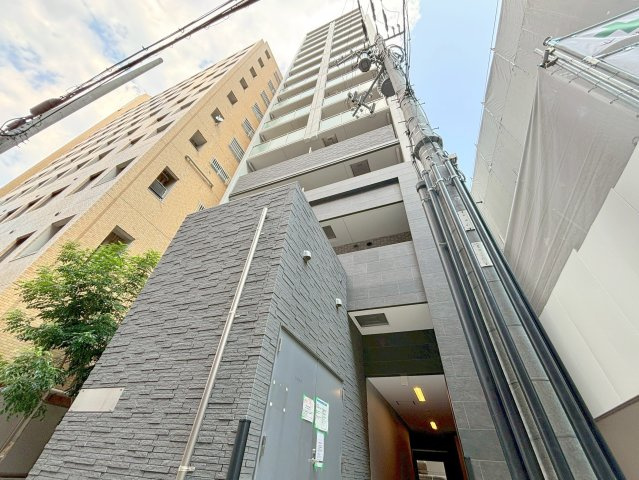 エスリード新大阪ザ・マークの外観