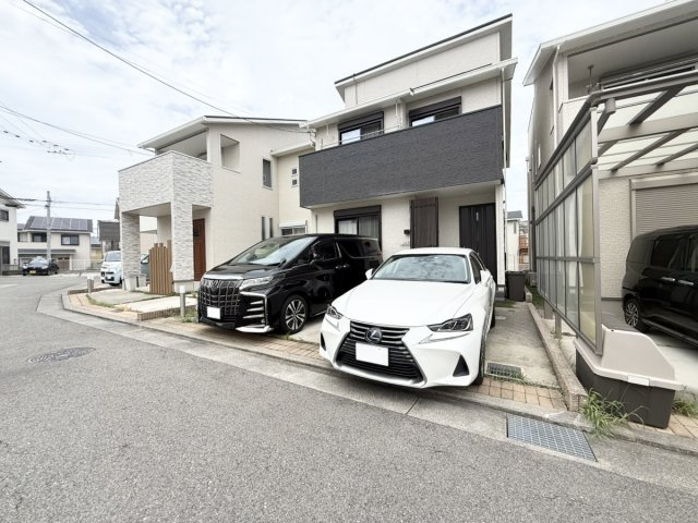大阪狭山市茱萸木6　太陽光×こだわり回遊動線の家の外観|ソーラーパネル付きで経済的