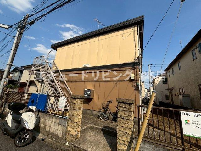 緑野ハイツの外観