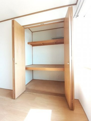 【収納】 | サンエステート 2LDKH | ちょっとした収納スペースも充実しています