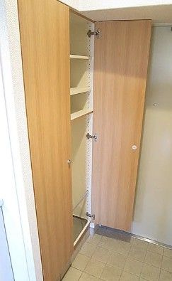 【収納】 | サヴォイ博多ブールバール | 別号室の写真になります。現況優先。