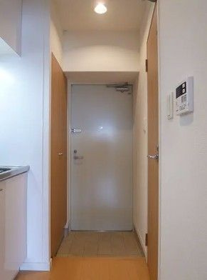 【玄関】 | サヴォイ博多ブールバール | 別号室の写真になります。現況優先。