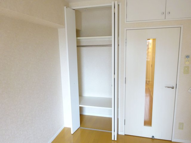【収納】 | サヴォイスタジオスイーツ | 別号室の写真になります。現況優先。