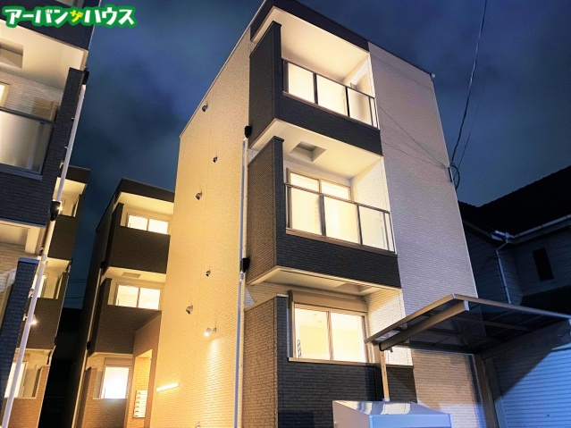 REGALEST MIRAIの外観