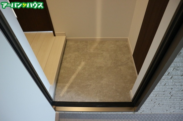 Regalest Kanonの玄関