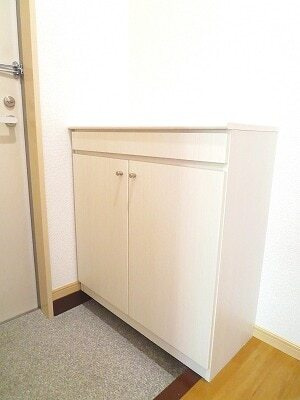 【玄関】 | グラシア寒田