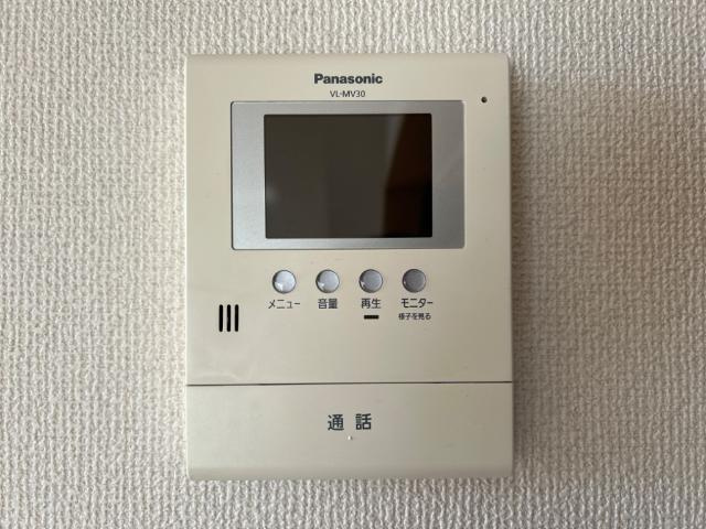 オレンジコートの内装|カメラ付インターホン