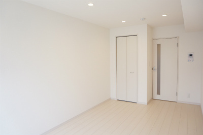 リブリ・アイネのその他