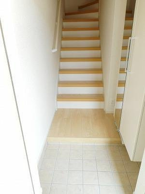 アイズ　ガーデンＢの玄関