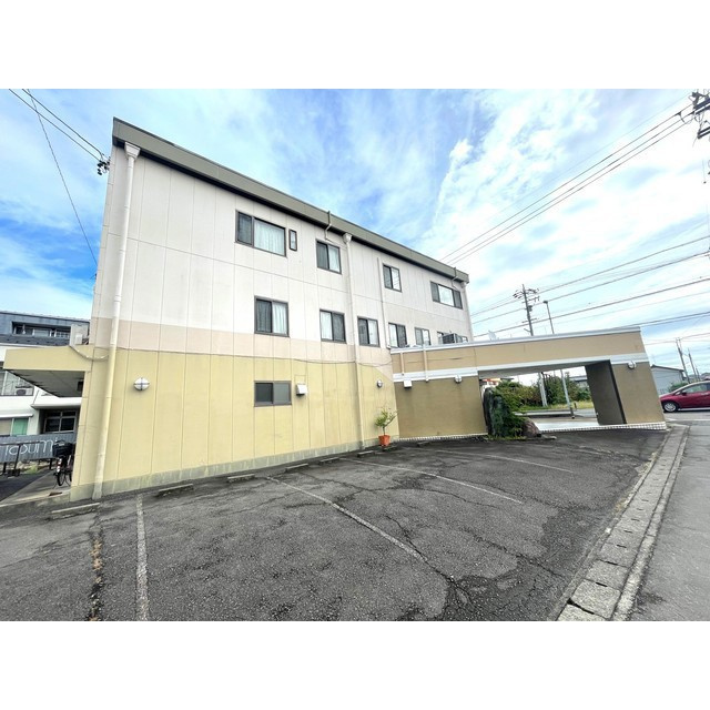 羽島郡笠松町月美町の店舗一部の駐車場