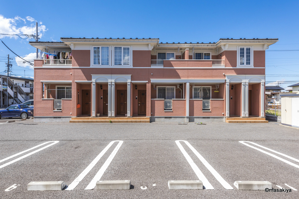 アヴェニール　B