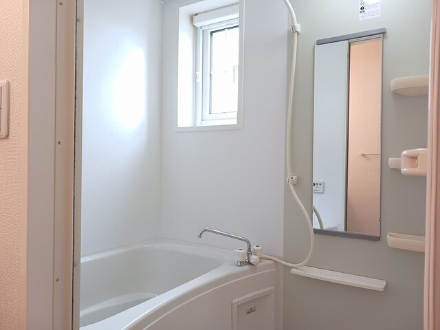 クロシェットⅢの浴室|きれいなお風呂です