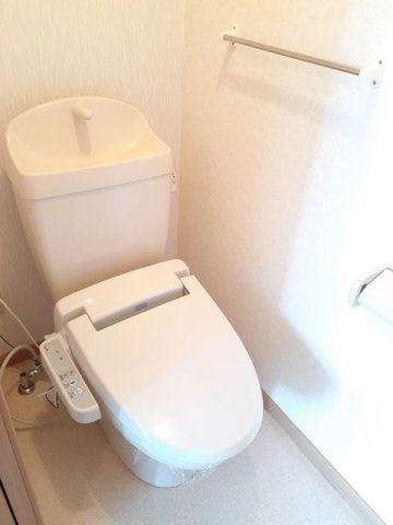 セードルαのトイレ|清潔感のあるトイレです