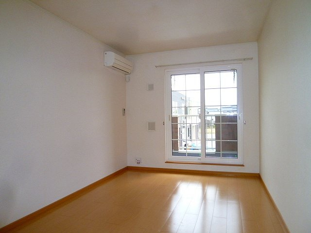 ラ　フォレスタ　Ⅱの居間・リビング|ゆったりとした居間です