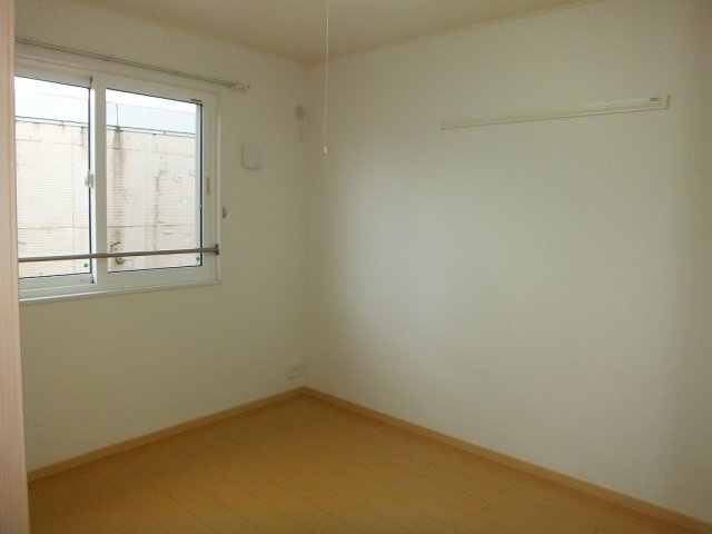 米島一番館の内装|明るい室内です