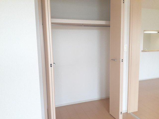 メゾンビューⅡの収納|こまごまとしたものを収納できそうですね