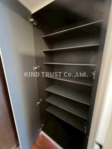 プレジオ梅田の収納|便利な収納スペースです