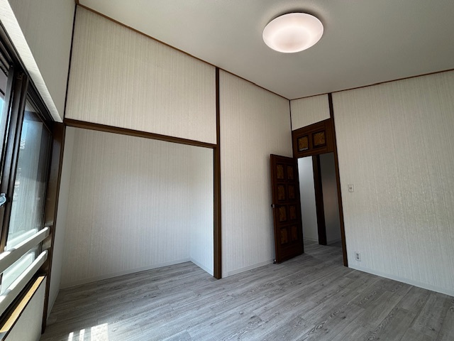 島田市月坂1丁目　中古戸建の洋室