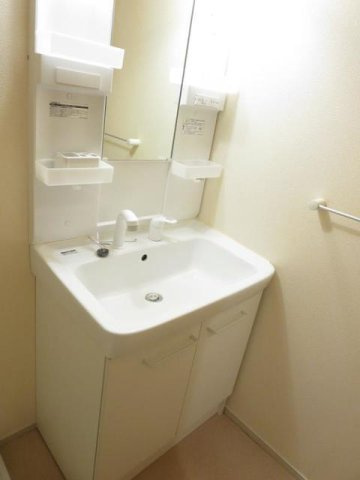 エルハーベン加茂宮Ｂの洗面所|広い洗面スペース