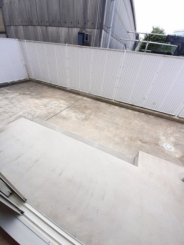 フランメゾン南沖洲Ｂのバルコニー|バルコニーがあります