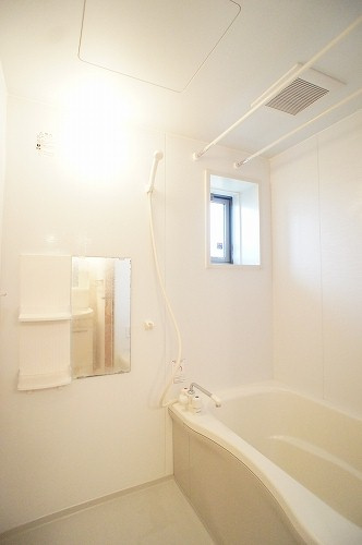 シャーメゾンなでしこ　Ｃの浴室