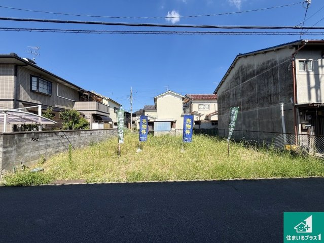 橿原市石原田町　新築一戸建ての外観|周辺は落ち着いた街並みの住宅地！子育てがしやすい住環境です！まだ未完成ですが、現地でしかわからない事もございます。是非一度ご覧ください。