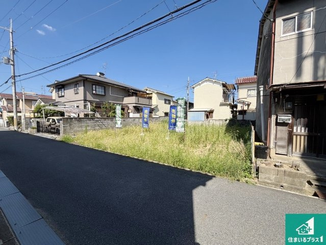 橿原市石原田町　新築一戸建ての外観|周辺は落ち着いた街並みの住宅地！子育てがしやすい住環境です！まだ未完成ですが、現地でしかわからない事もございます。是非一度ご覧ください。