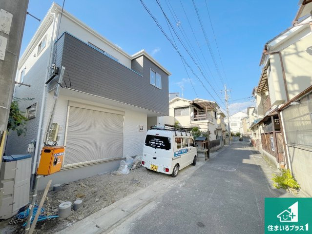 京都市伏見区向島庚申町　第3期　新築一戸建ての前面道路含む現地写真|周辺は落ち着いた街並みの住宅地！子育てがしやすい住環境です！まだ未完成ですが、現地でしかわからない事もございます。是非一度ご覧ください。