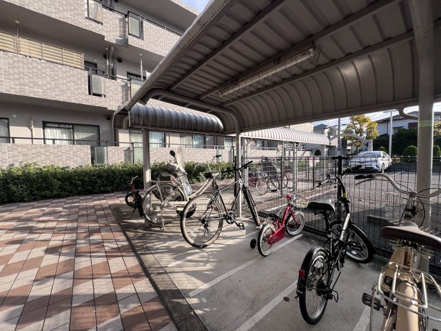 マウンティン・ツーの浴室|お風呂は高温差し湯式です。