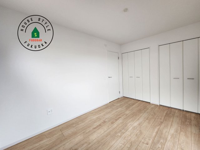 福岡市南区中尾2丁目第3-1棟（1号棟）　の洋室|採光良好な洋室は全居室、複層ガラスの遮熱効果と断熱効果で、一年中快適に過ごせます。