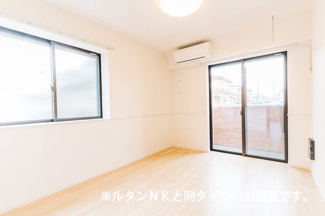 【居間・リビング】 | グレイス　キュウエイ | ゆったりとした居間です