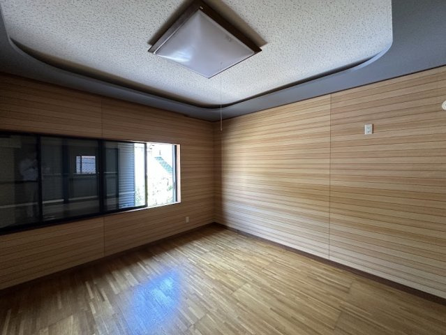 中古住宅　福富の洋室