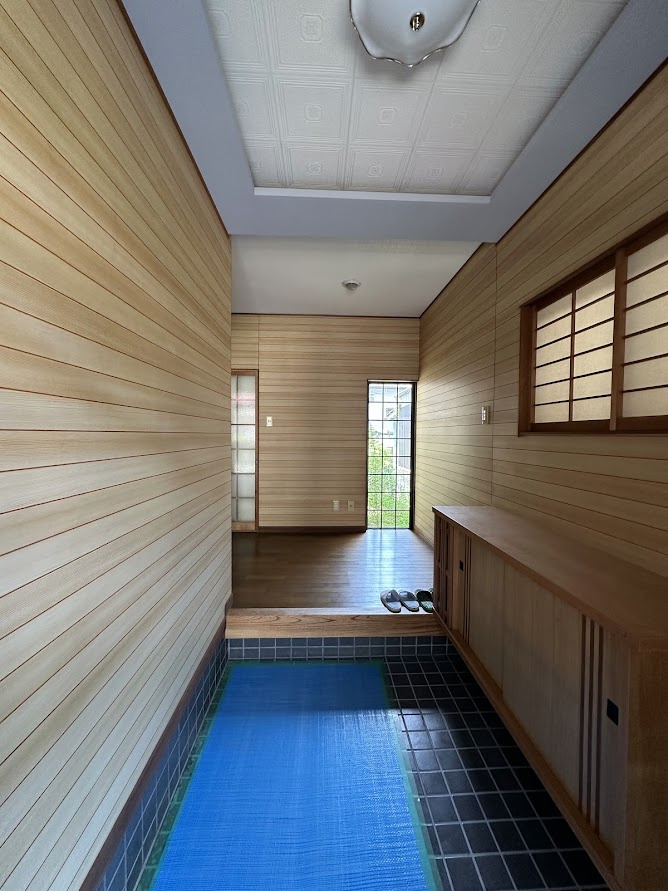 中古住宅　福富の玄関