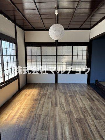 芳養松原戸建ての洋室|ゆったりした洋室です